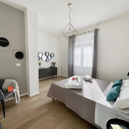 Bariamo Apartment-Central Station-Design&Comfort Apartment *